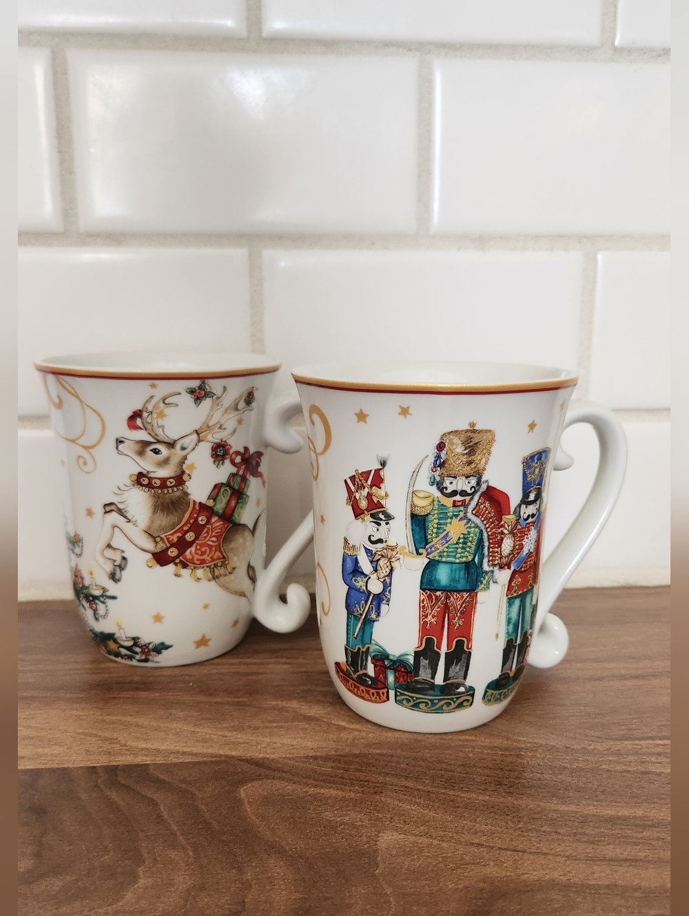 William Sonoma Twas The Nigt Before Chrisrmas Holiday Porcelain Mugs-Set Of 2